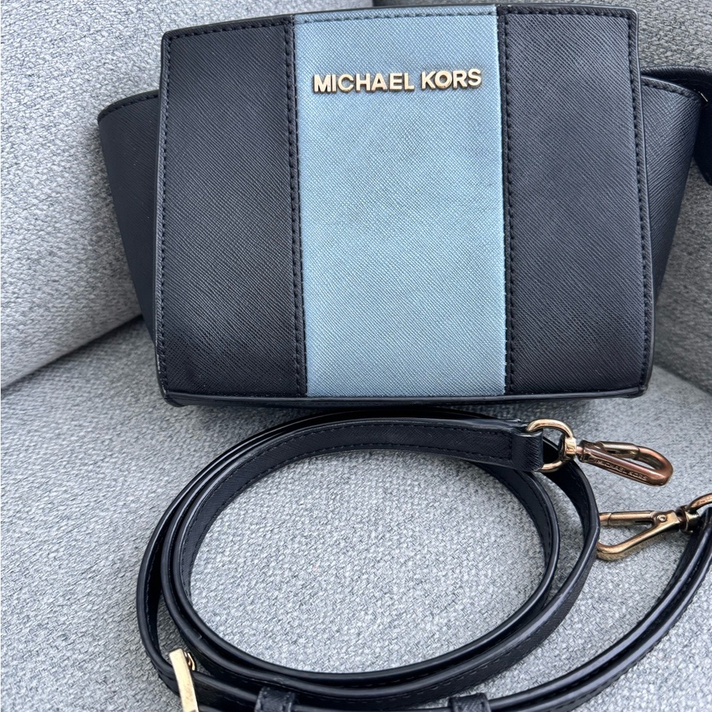 Cute Michael kors purse